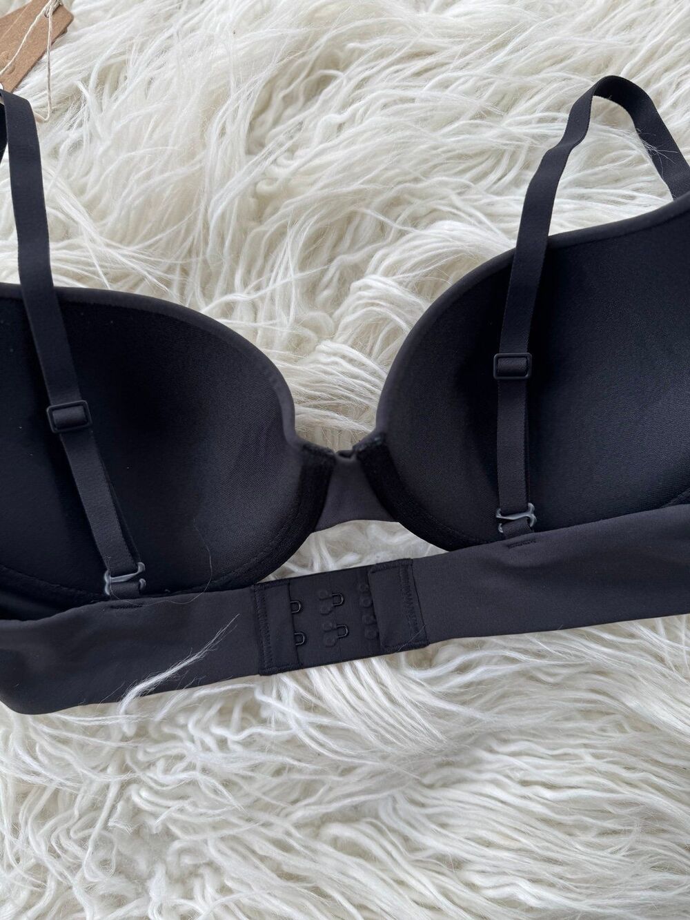Skims Fits Everybody T-shirt Bra Onyx Size 30C - Picture 6 of 6